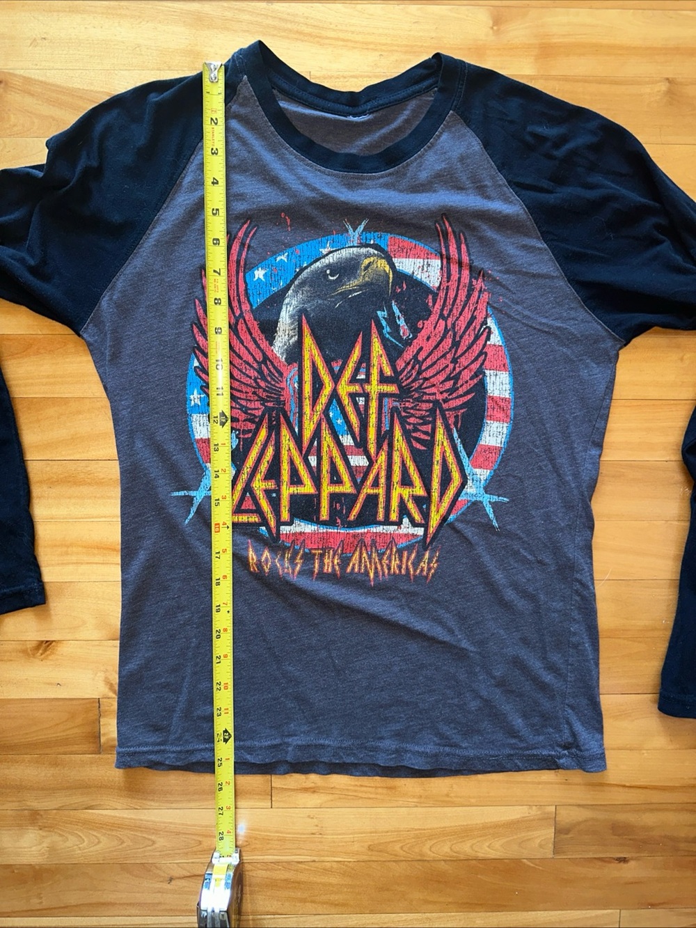 Def Leppard Rock Till America 2014 Raglan Band Tee Womens Medium Pima Tee - Picture 6 of 6